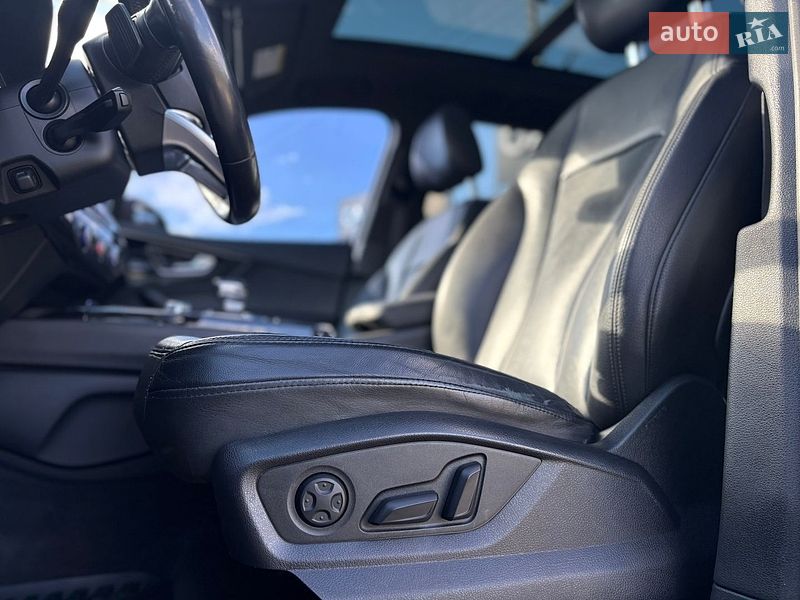 Внедорожник / Кроссовер Audi Q7 2016 в Львове