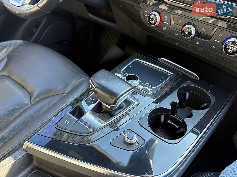 Внедорожник / Кроссовер Audi Q7 2016 в Львове