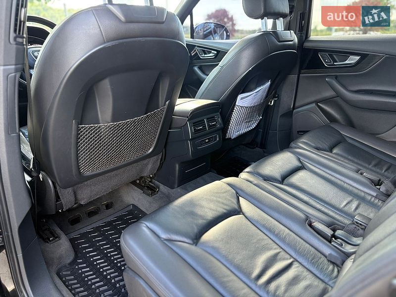 Внедорожник / Кроссовер Audi Q7 2016 в Львове
