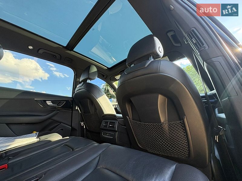 Внедорожник / Кроссовер Audi Q7 2016 в Львове