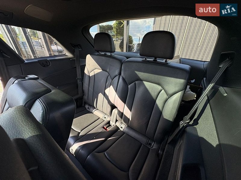 Внедорожник / Кроссовер Audi Q7 2016 в Львове