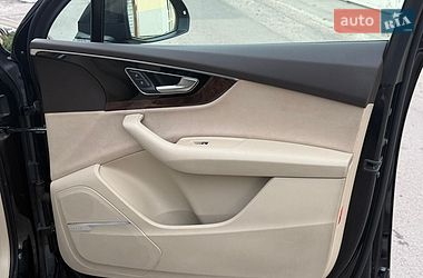 Позашляховик / Кросовер Audi Q7 2016 в Львові