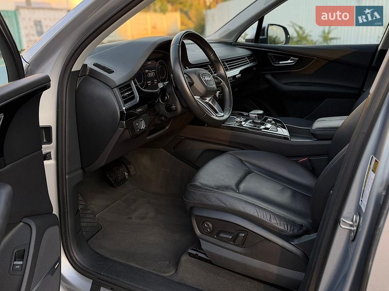 Позашляховик / Кросовер Audi Q7 2017 в Львові фото 8 Позашляховик / Кросовер Audi Q7 2017 в Львові