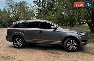 Внедорожник / Кроссовер Audi Q7 2010 в Стрые