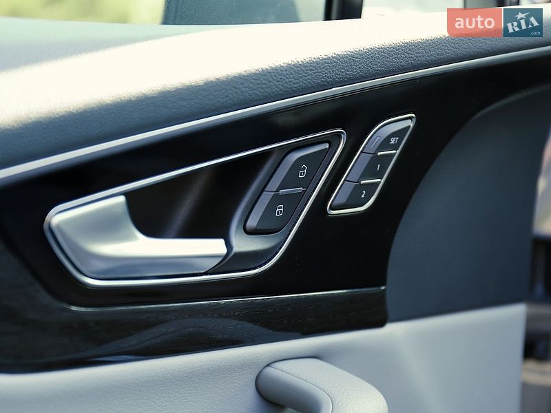 Внедорожник / Кроссовер Audi Q7 2017 в Мукачево