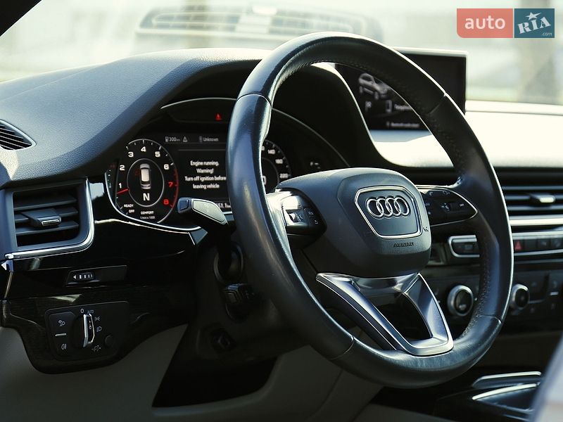Внедорожник / Кроссовер Audi Q7 2017 в Мукачево