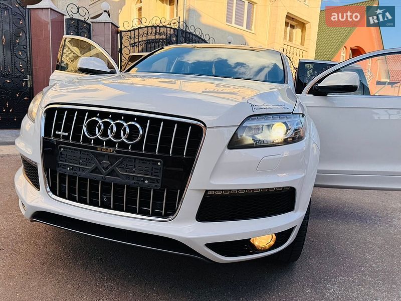Позашляховик / Кросовер Audi Q7 2014 в Тячеві