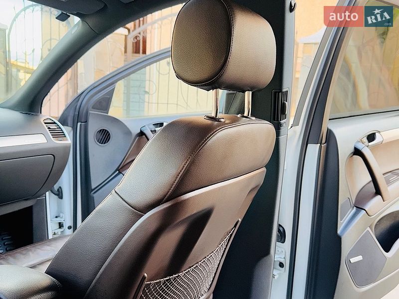 Позашляховик / Кросовер Audi Q7 2014 в Тячеві