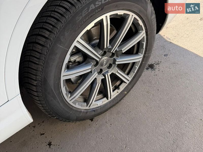 Позашляховик / Кросовер Audi Q7 2016 в Дніпрі фото 2 Позашляховик / Кросовер Audi Q7 2016 в Дніпрі