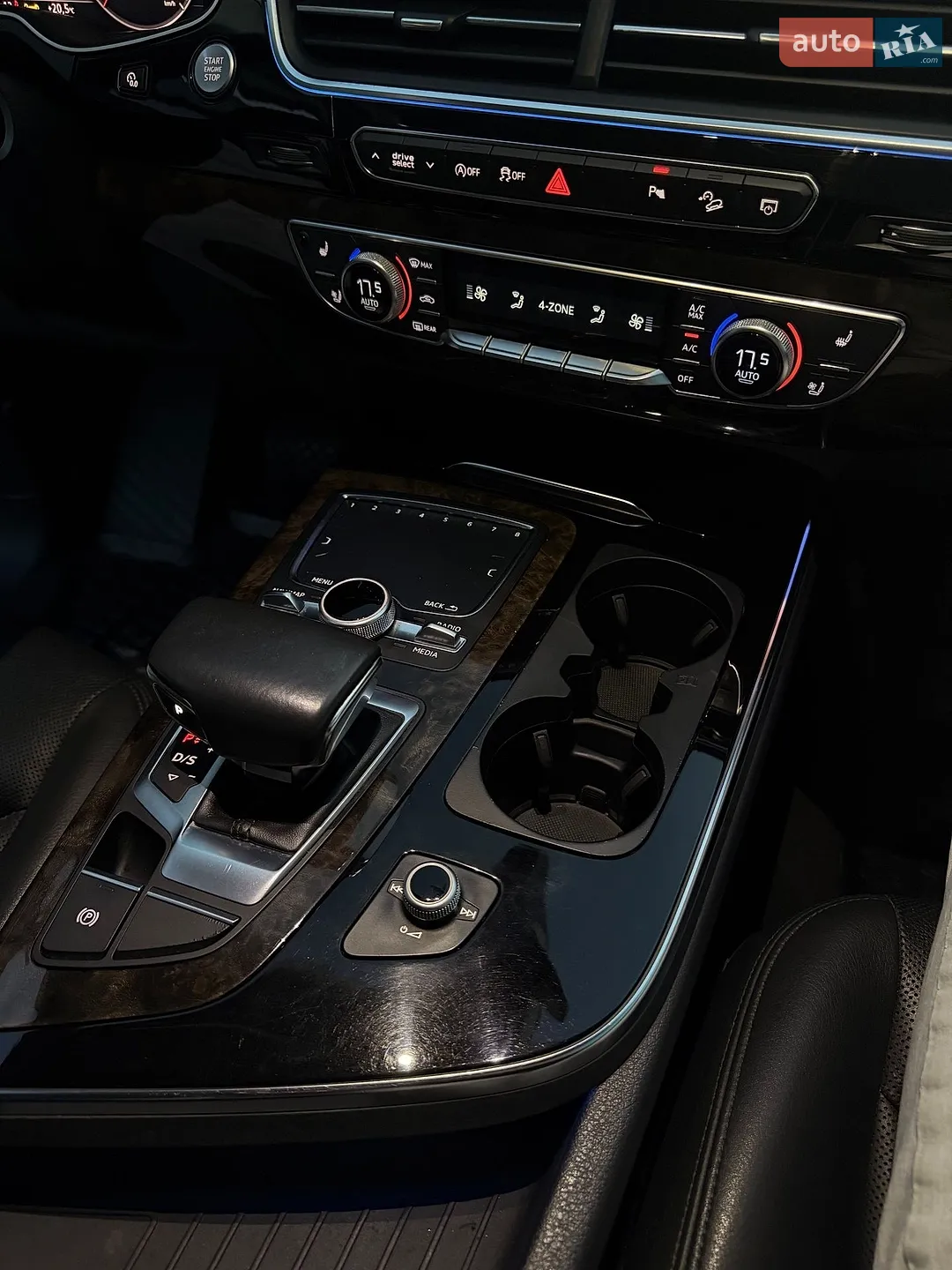 2017 Audi Q7 - мініатюра 33