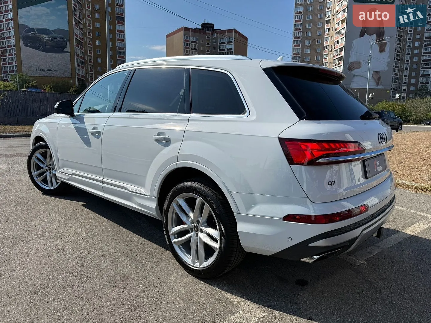 2025 Audi Q7 - мініатюра 17