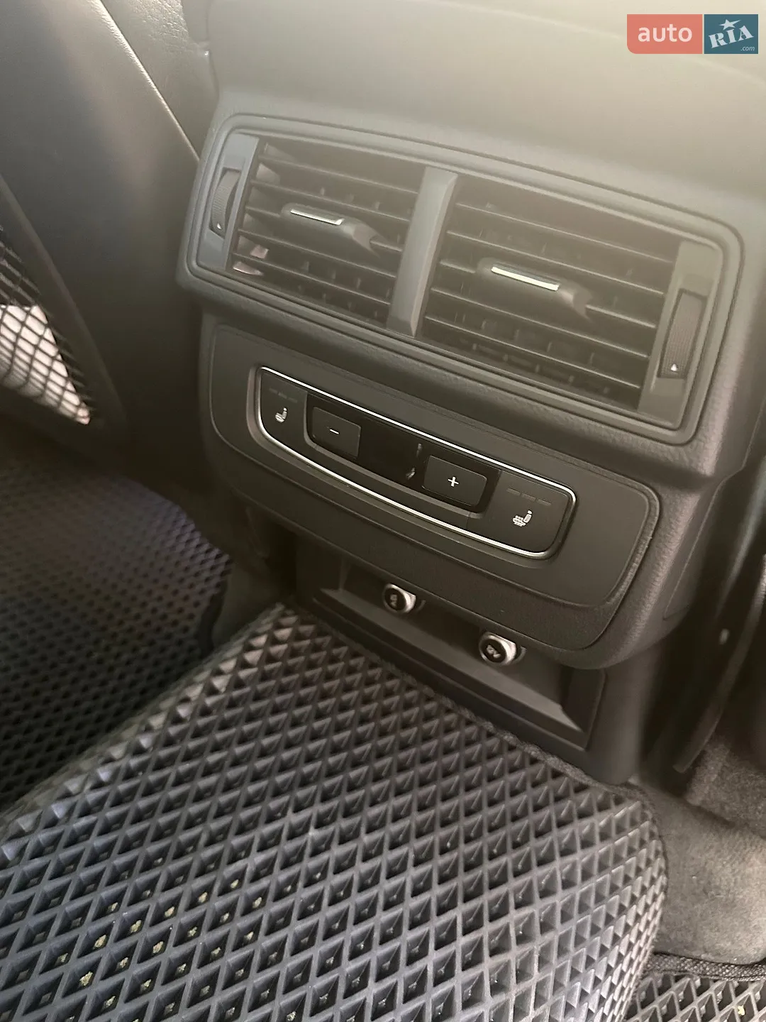 2018 Audi Q7 - мініатюра 9