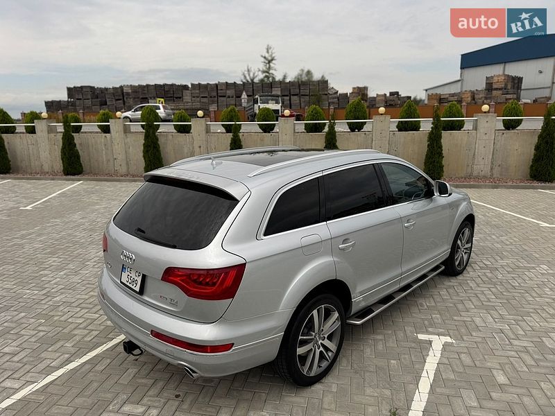 Внедорожник / Кроссовер Audi Q7 2012 в Черновцах
