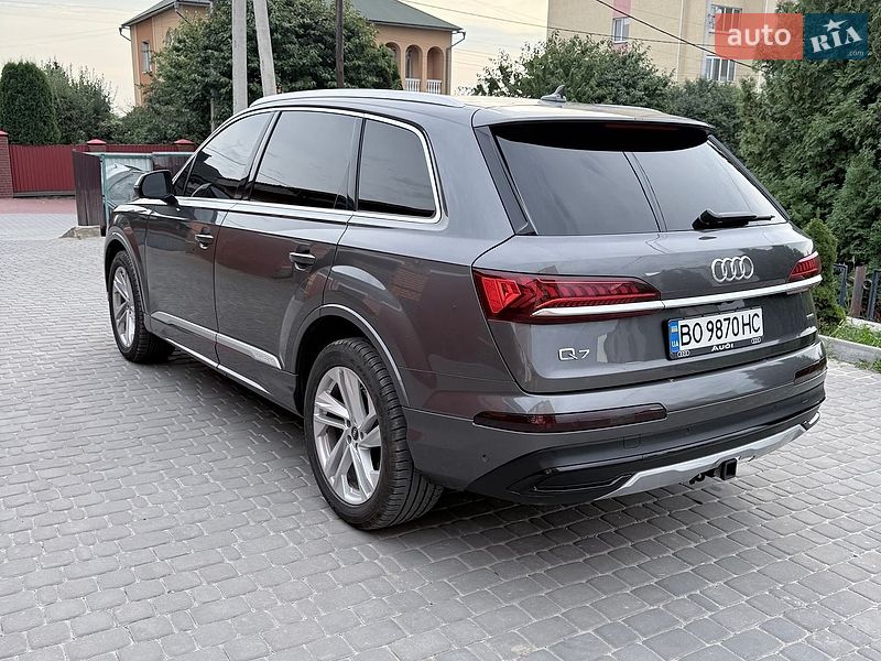 Внедорожник / Кроссовер Audi Q7 2021 в Тернополе
