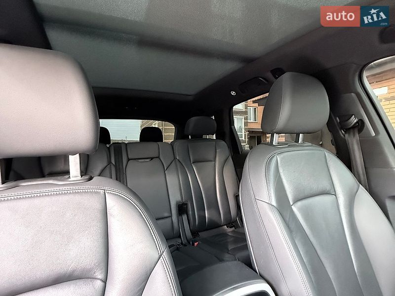 Внедорожник / Кроссовер Audi Q7 2021 в Тернополе