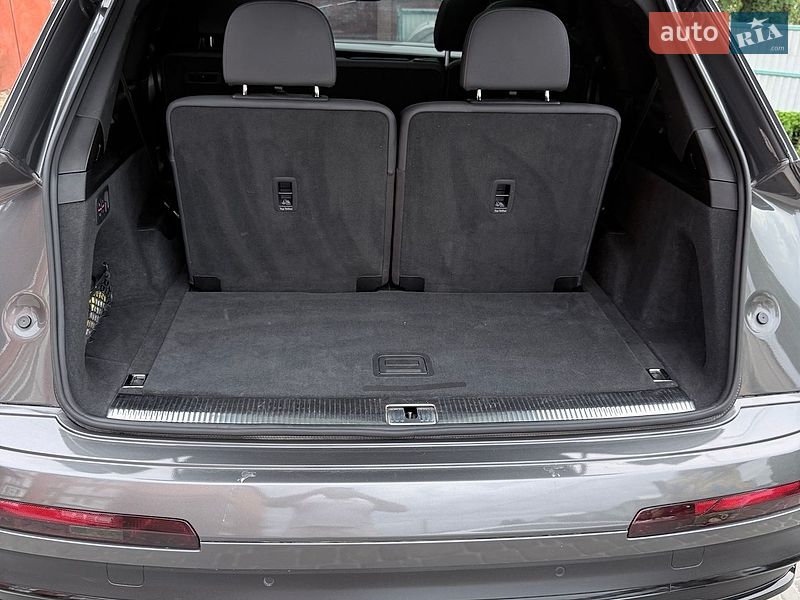 Внедорожник / Кроссовер Audi Q7 2021 в Тернополе