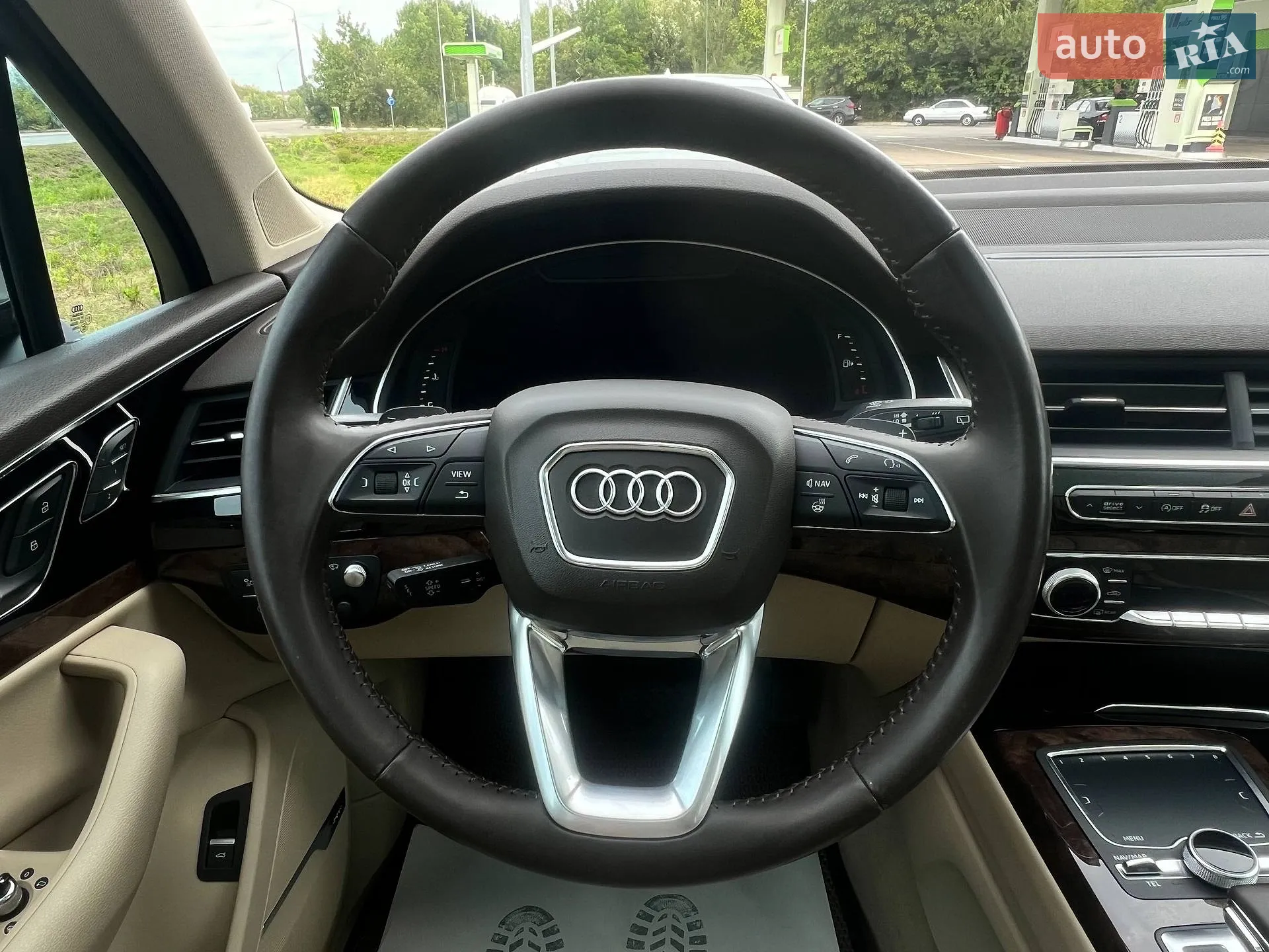 2017 Audi Q7 - мініатюра 15