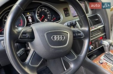 Позашляховик / Кросовер Audi Q7 2015 в Львові