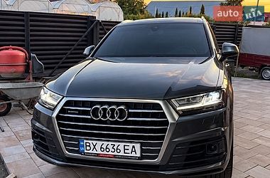Позашляховик / Кросовер Audi Q7 2017 в Кам'янець-Подільському