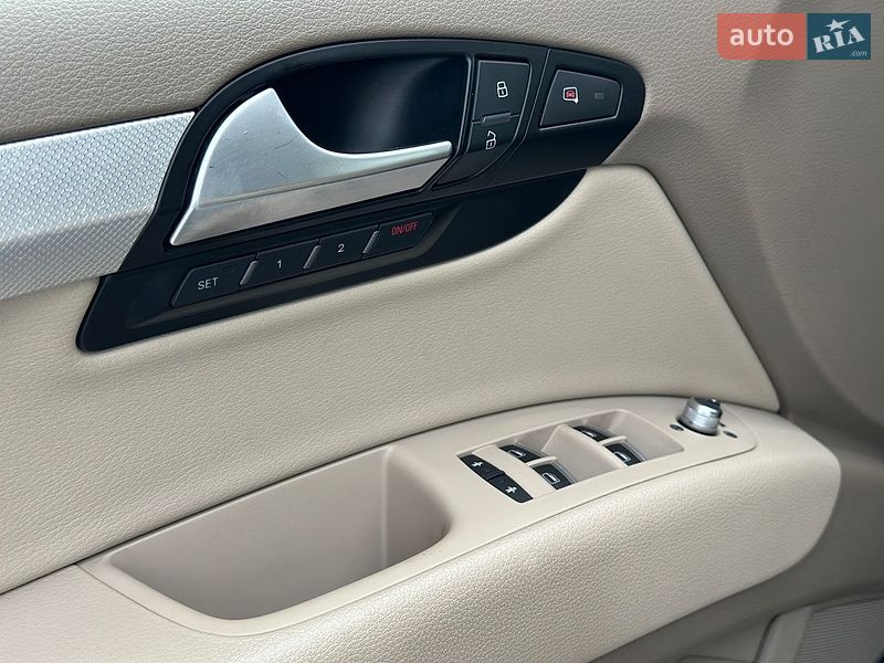 Внедорожник / Кроссовер Audi Q7 2015 в Дубно фото 13 Внедорожник / Кроссовер Audi Q7 2015 в Дубно
