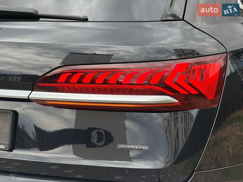 Позашляховик / Кросовер Audi Q7 2019 в Ужгороді