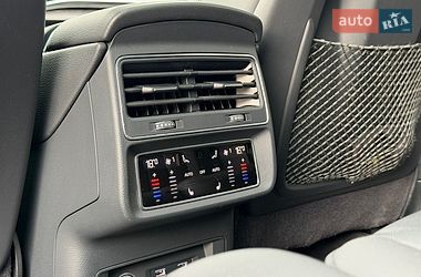 Позашляховик / Кросовер Audi Q7 2019 в Ужгороді