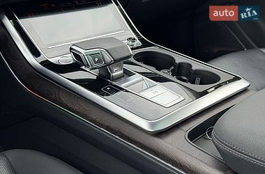 Позашляховик / Кросовер Audi Q7 2019 в Ужгороді