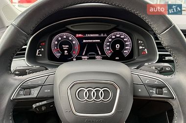 Позашляховик / Кросовер Audi Q7 2019 в Ужгороді