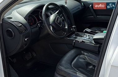Внедорожник / Кроссовер Audi Q7 2009 в Черновцах