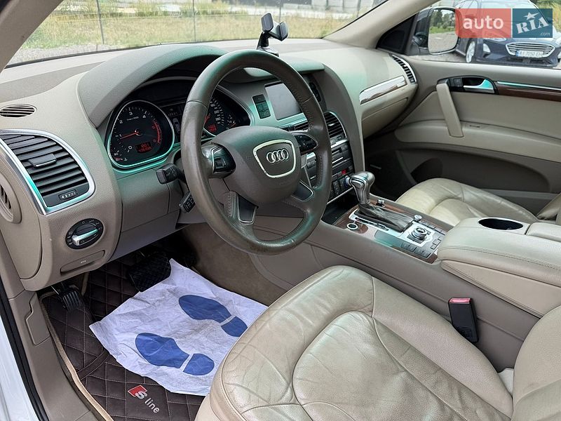 Позашляховик / Кросовер Audi Q7 2012 в Винниках