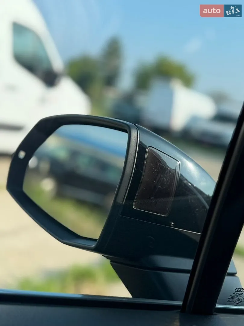 2017 Audi Q7 - мініатюра 104