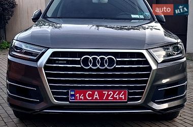 Внедорожник / Кроссовер Audi Q7 2017 в Харькове
