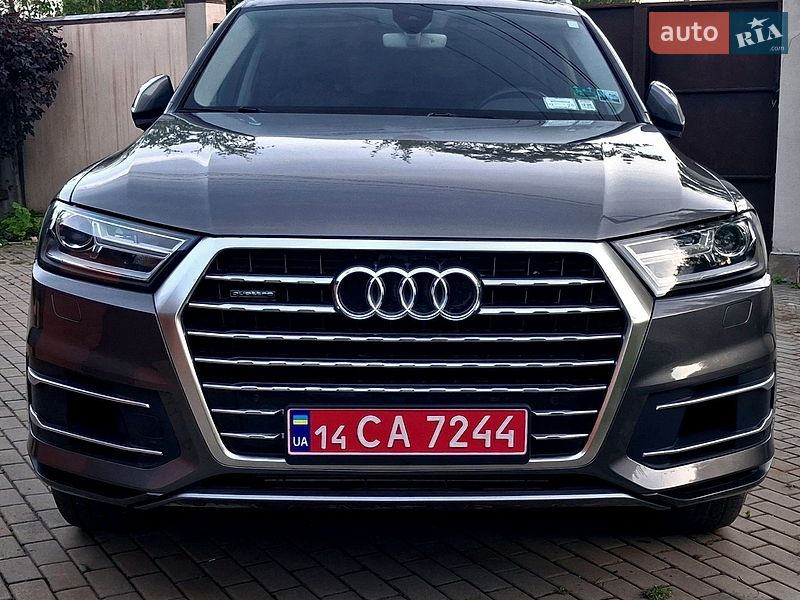 Внедорожник / Кроссовер Audi Q7 2017 в Харькове