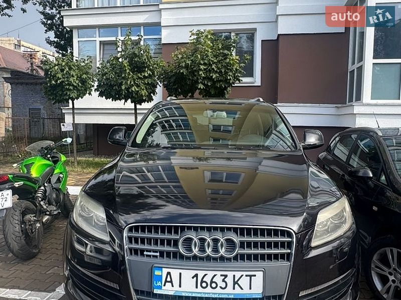 Внедорожник / Кроссовер Audi Q7 2007 в Киеве