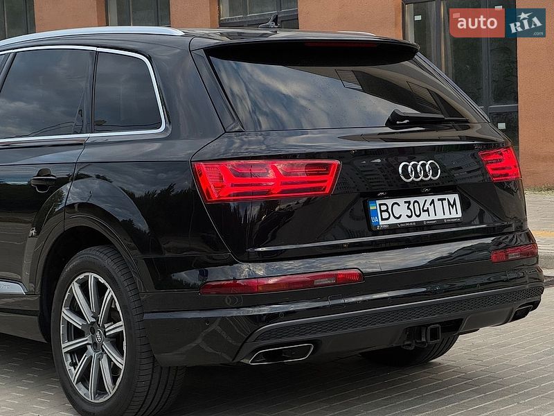 Позашляховик / Кросовер Audi Q7 2016 в Вінниці
