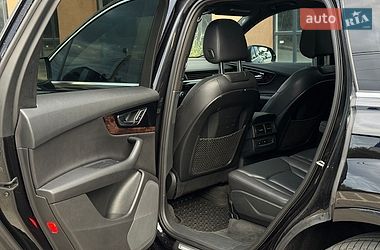 Позашляховик / Кросовер Audi Q7 2016 в Вінниці
