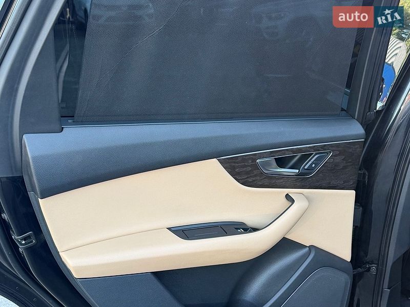 Позашляховик / Кросовер Audi Q7 2020 в Львові