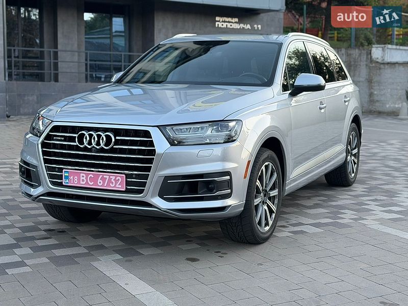 Внедорожник / Кроссовер Audi Q7 2016 в Ровно