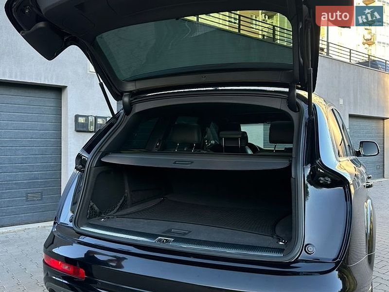 Позашляховик / Кросовер Audi Q7 2011 в Хмельницькому