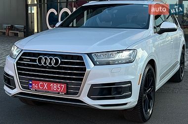 Позашляховик / Кросовер Audi Q7 2017 в Києві