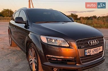 Внедорожник / Кроссовер Audi Q7 2007 в Новоселовке (Самаровского района)
