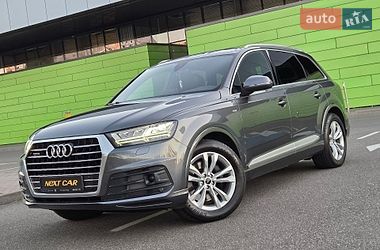 Позашляховик / Кросовер Audi Q7 2015 в Києві