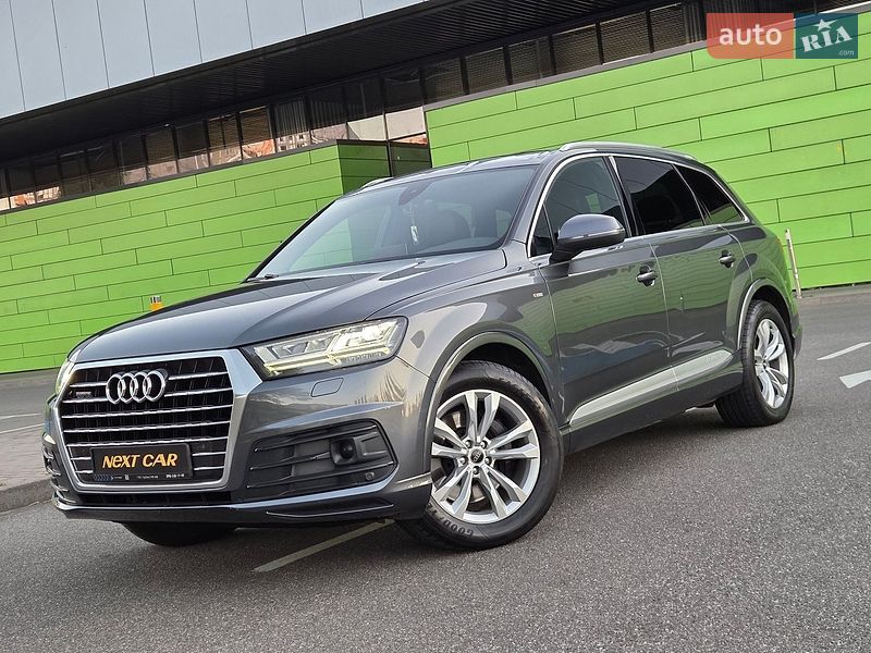 Позашляховик / Кросовер Audi Q7 2015 в Києві