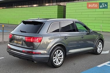 Позашляховик / Кросовер Audi Q7 2015 в Києві