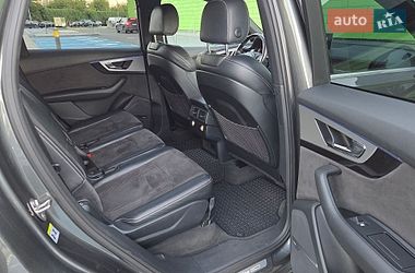 Позашляховик / Кросовер Audi Q7 2015 в Києві