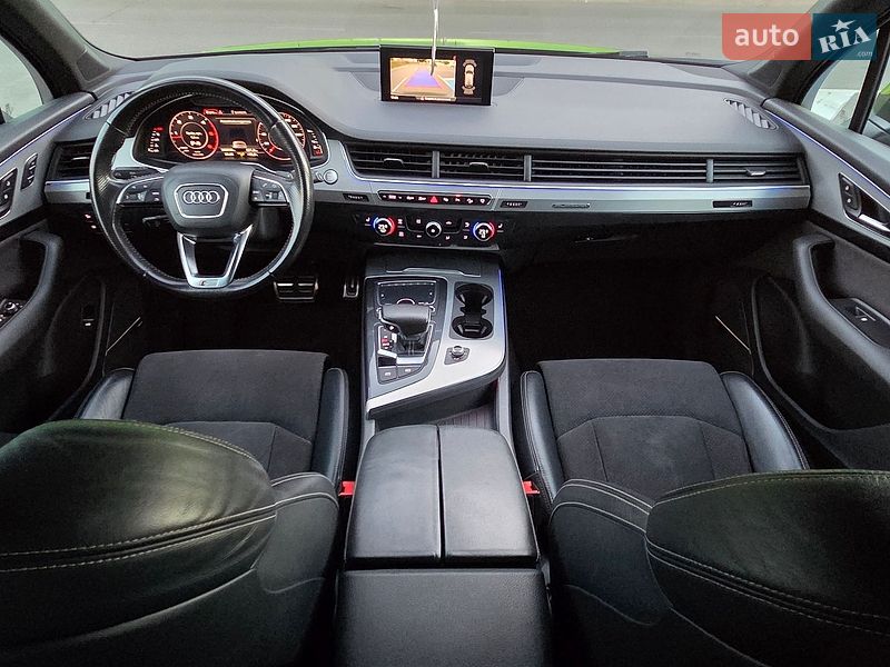 Позашляховик / Кросовер Audi Q7 2015 в Києві