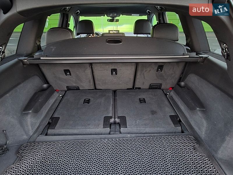 Позашляховик / Кросовер Audi Q7 2015 в Києві