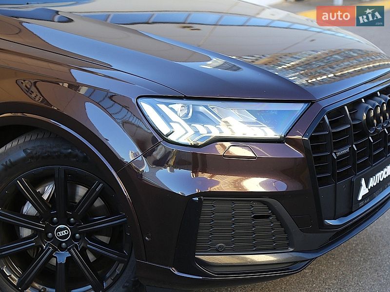 Внедорожник / Кроссовер Audi Q7 2022 в Киеве