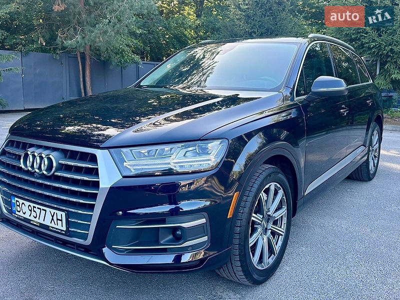 Позашляховик / Кросовер Audi Q7 2017 в Львові