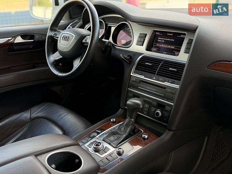 Позашляховик / Кросовер Audi Q7 2013 в Миколаєві